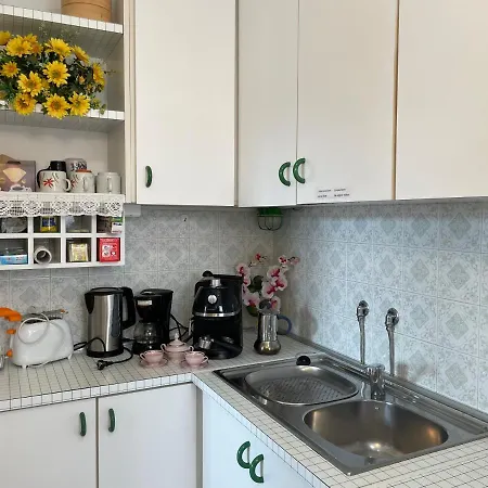 Il Nido Del Merlo Parcheggio E Giardino Apartment *